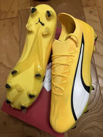 새상품 대특가 푸마 울트라 얼티밋 FG AG 27.5cm