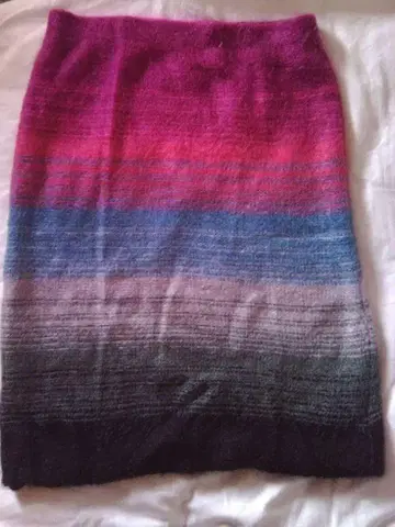 그라데이션 타이트 스커트