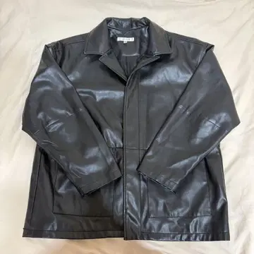 MOUSSY 블랙 가죽 자켓