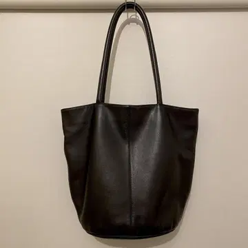 agnes b. VOYAGE 가죽 토트
