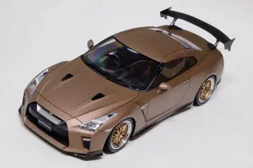 이그니션 모델 1/18 닛산 GT-R R35 매트 브라운
