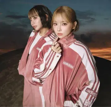 새상품 S adidas W ADIBREAK VELOUR TT 맨투맨