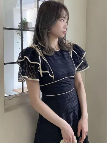 dazzlin 시어 체크 파이핑 원피스