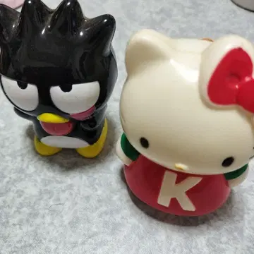 헬로키티, 배드바츠마루 저금통