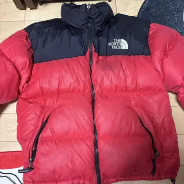 THE NORTH FACE 다운 자켓 빨간색/블랙