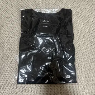 INI XQUARE T셔츠 Short