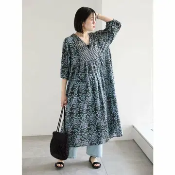 Samansa Mos2 blue 꽃무늬 원피스 차콜 그레이 절개