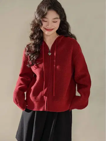 후드티를 집업합니다 KUOSE