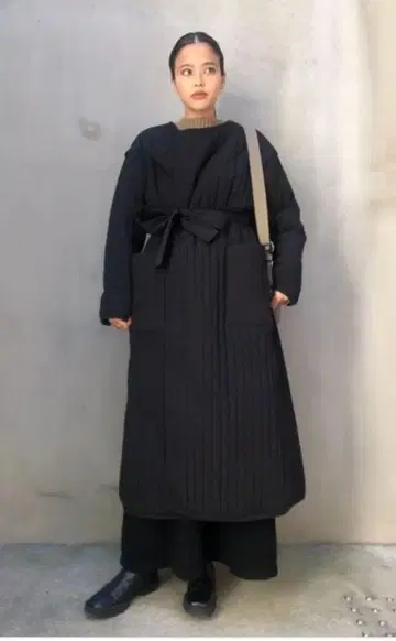 TRUNC88 퀼팅 코트 리버서블 블랙