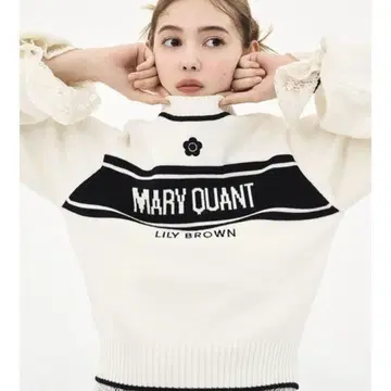 MARY QUANT 마리콴트 릴리 브라운 자카드 니트 니트