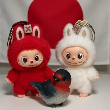 러브브 LABUBU 핀 for Love 빨흰 페어 x 행운 제비