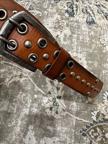 ENERGIE 에너지 벨트 가죽 스터드 아일렛 이탈리아제 천연 가죽