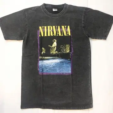 닐바나 Nirvana L 밴딩 티셔츠 락 티셔츠 .