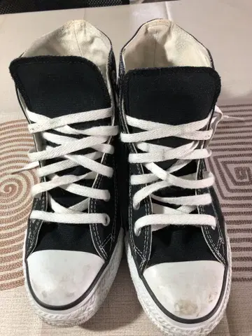 CONVERSE ALL STAR 블랙 스니커즈