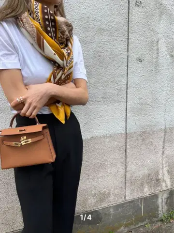 muimui pochette mini bag