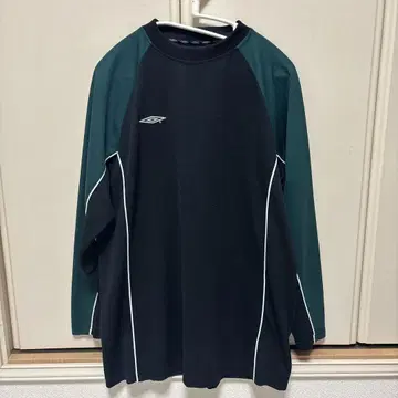 90s Umbro 래글런 슬리브 트레이닝복 블랙/그린