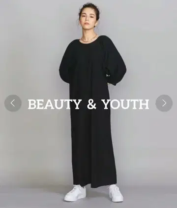 뷰티 앤 유스 볼륨 슬리브 원피스 블랙 롱