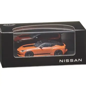 닛산 온라인샵 페어레이디 Z 1/64 스케일