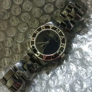 MARC BY MARC JACOBS 블랙 쿼츠 손목시계
