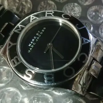 MARC BY MARC JACOBS 블랙 쿼츠 손목시계