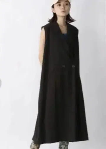지나시스 롱 테일러드 베스트