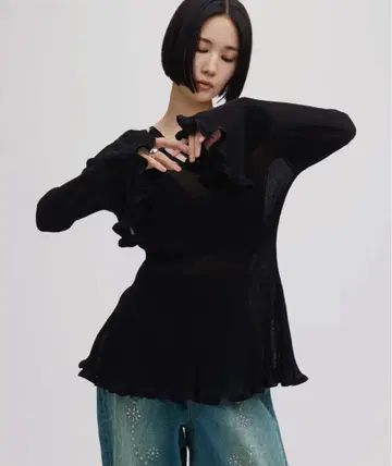 Amerivintage SHEER FRILL V NECK KNIT TOP