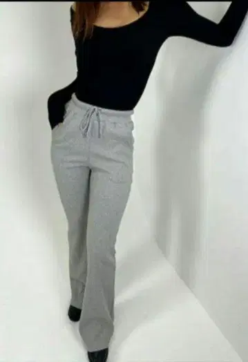 새상품 샤가데릭 리브 플레어 팬츠 그레이