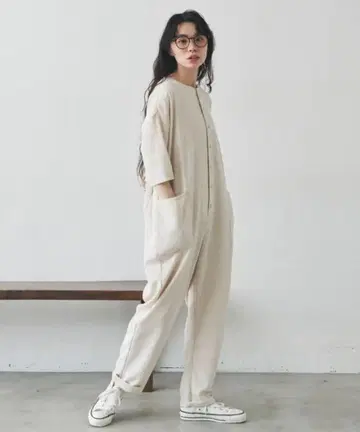 베이지 루즈핏 오버롤