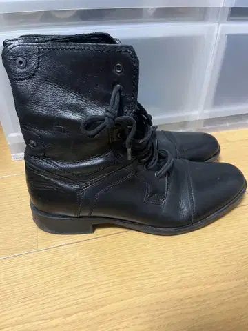 ZARA 부츠