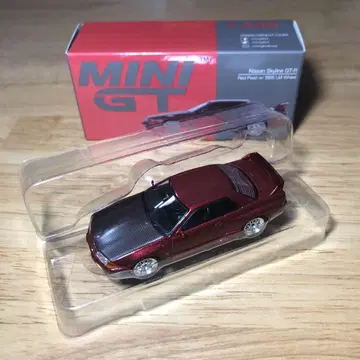 MINIGT No.295 닛산 스카이라인 GT-R