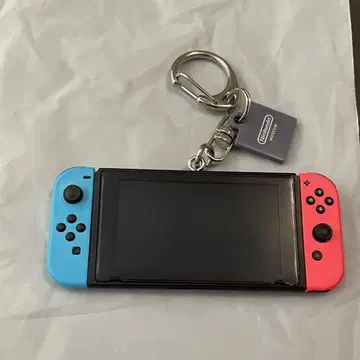 닌텐도 뮤지엄 게임 하드 키링 Switch 스위치
