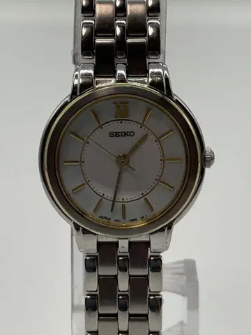 SEIKO 세이코 1N01-0AP0 쿼츠 손목시계