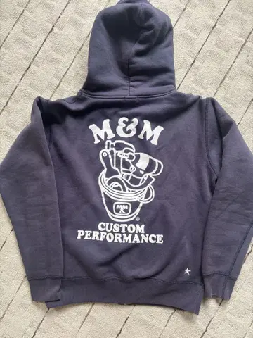 M&M 커스텀 퍼포먼스 후드티 custom performance