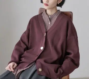 데코 버튼 BIG V 가디건 로리즈팜 미사용 새상품 이번 시즌 신상