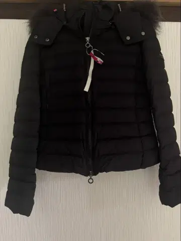 TATRAS 타트라스 VARENA  다운 정품 타카시마야 구매 블랙 1