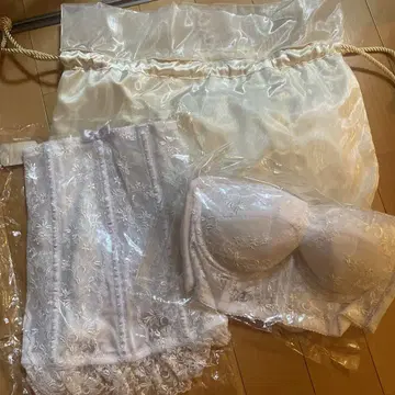 세모아 브라이덜 이너 세탁 완료 퍼스트 오너