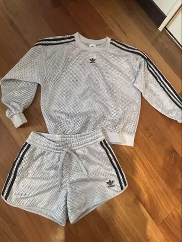 adidas 실버 메쉬 셋업 XS
