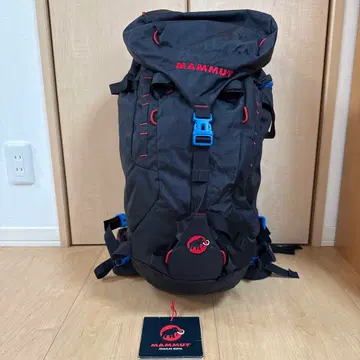 MAMMUT TRION GUIDE 45+ 백팩 미사용품 일부 노후화 있음