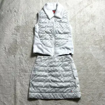 뉴발란스 골프 셋업 화이트 퍼 탈부착 가능 사이즈 S