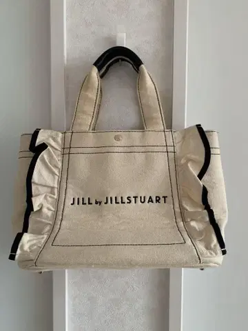 JILL by JILLSTUART 프릴 토트백 베이지