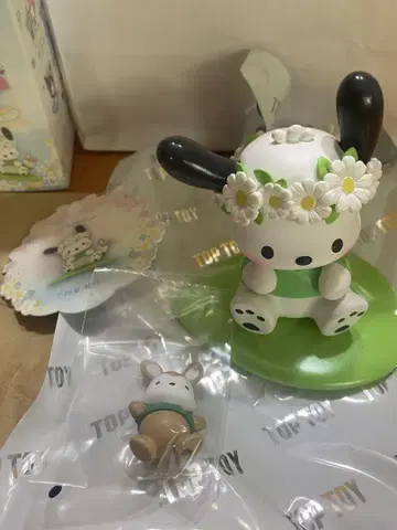 TOP TOY Sanrio Spring Flower 피규어 포차코