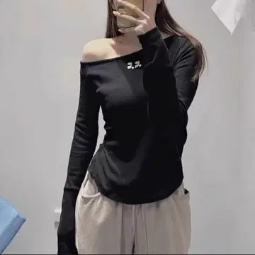 rest&recreation 원 숄더 긴팔 티셔츠 블랙
