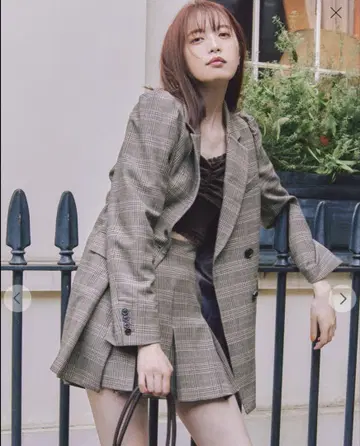 즉시 완판 택 포함 새상품 코코딜 롱 더블 자켓 25AW