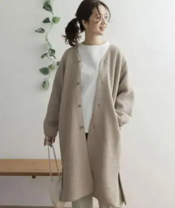 어반 리서치 노카라 퀼트 코트 라이트 베이지