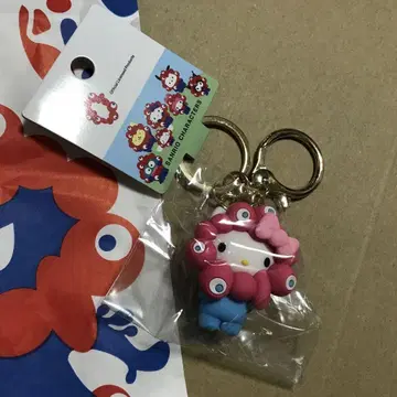 간사이 만박 헬로키티 산리오 미야쿠미야쿠 입체 키링