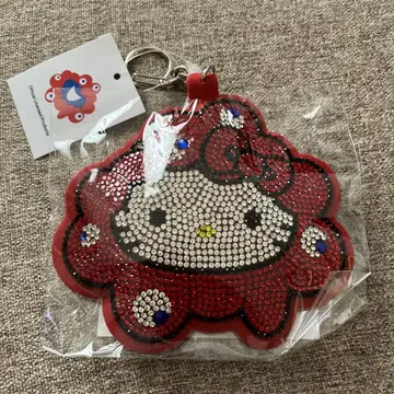 미야쿠미야쿠 변신 반짝이 가죽 키링 헬로키티