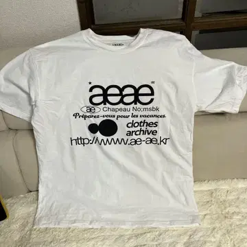 새상품급! 한국 aeae 그래픽 프린트 T셔츠 화이트
