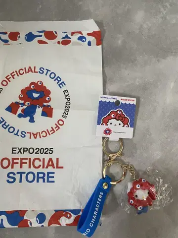 오사카 만박 미야쿠미야쿠 EXPO2025 헬로키티 키링