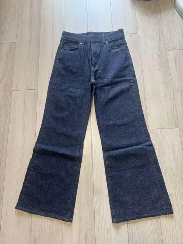 새상품급 UNIQLO 여성용 청바지 플레어 하이라이즈 카이하라사 면