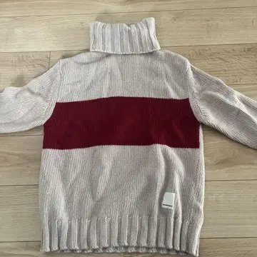 엠포리오 아르마니 터틀넥 니트 XS